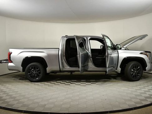New 2026 Toyota Tundra Platinum AWD/4WD image 9