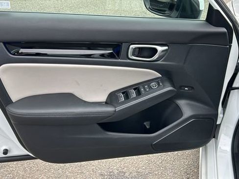 Used 2024 Honda Civic Touring image 16