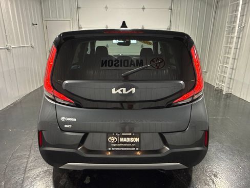 Used 2024 Kia Soul LX w/ Option Group 015 FWD image 41