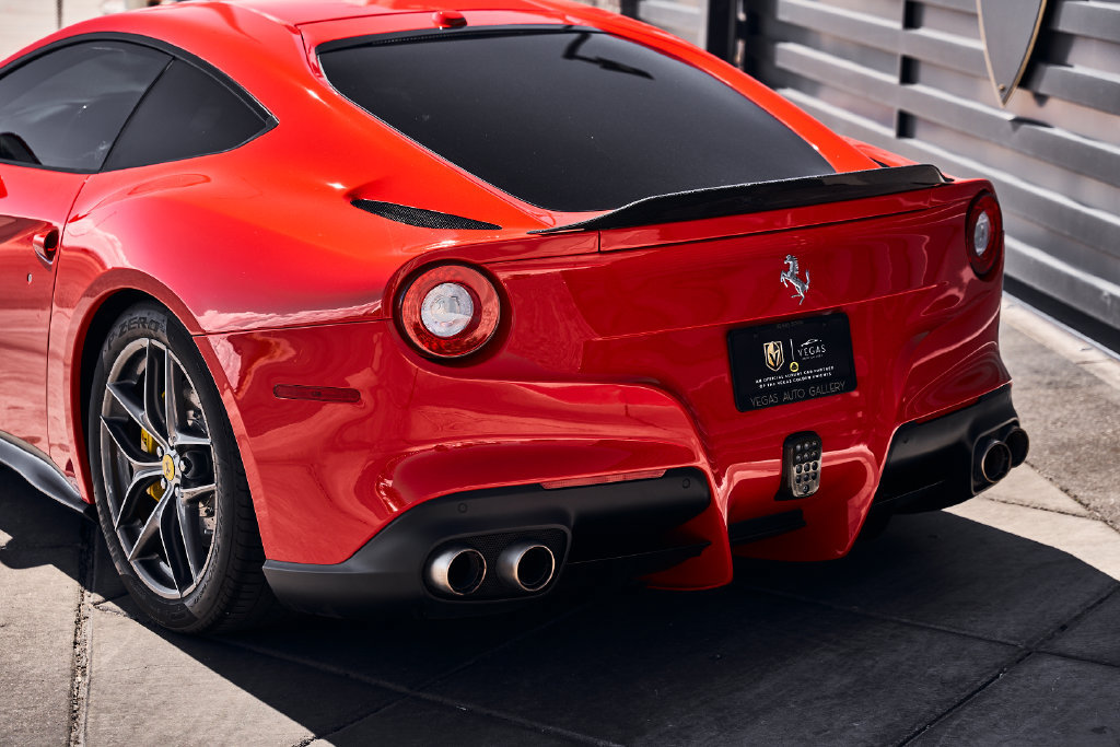 Used 2016 Ferrari F12 Berlinetta RWD image 13