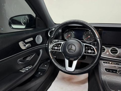 Used 2019 Mercedes-Benz E 300 image 22