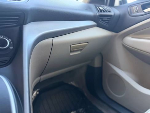 Used 2014 Ford Escape SE FWD image 29