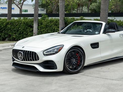Used 2020 Mercedes-Benz AMG GT C image 3