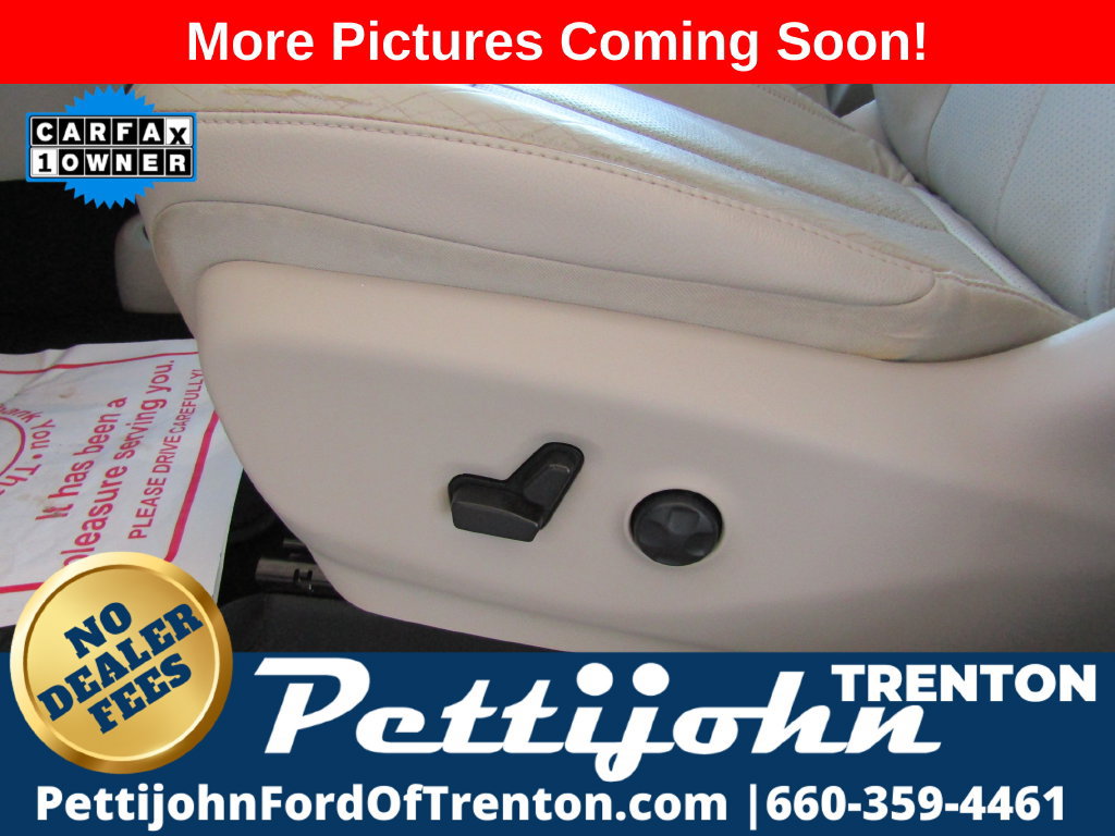 Used 2021 Chrysler Pacifica Touring-L FWD image 7