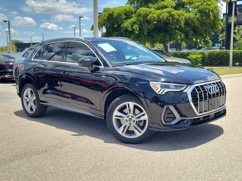 Certified 2023 Audi Q3 2.0T Premium Plus AWD/4WD image 32