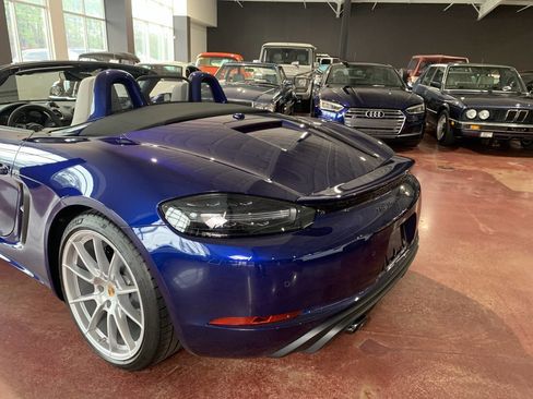 Used 2025 Porsche 718 Boxster GTS image 8