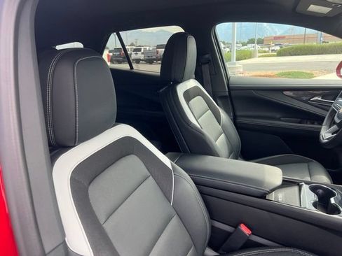 Used 2024 Chevrolet Blazer EV LT AWD/4WD image 30