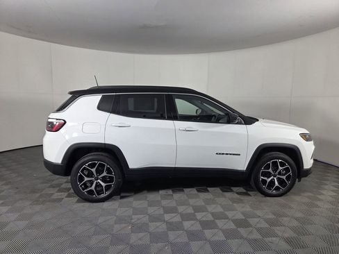 New 2026 Jeep Compass Limited AWD/4WD image 5