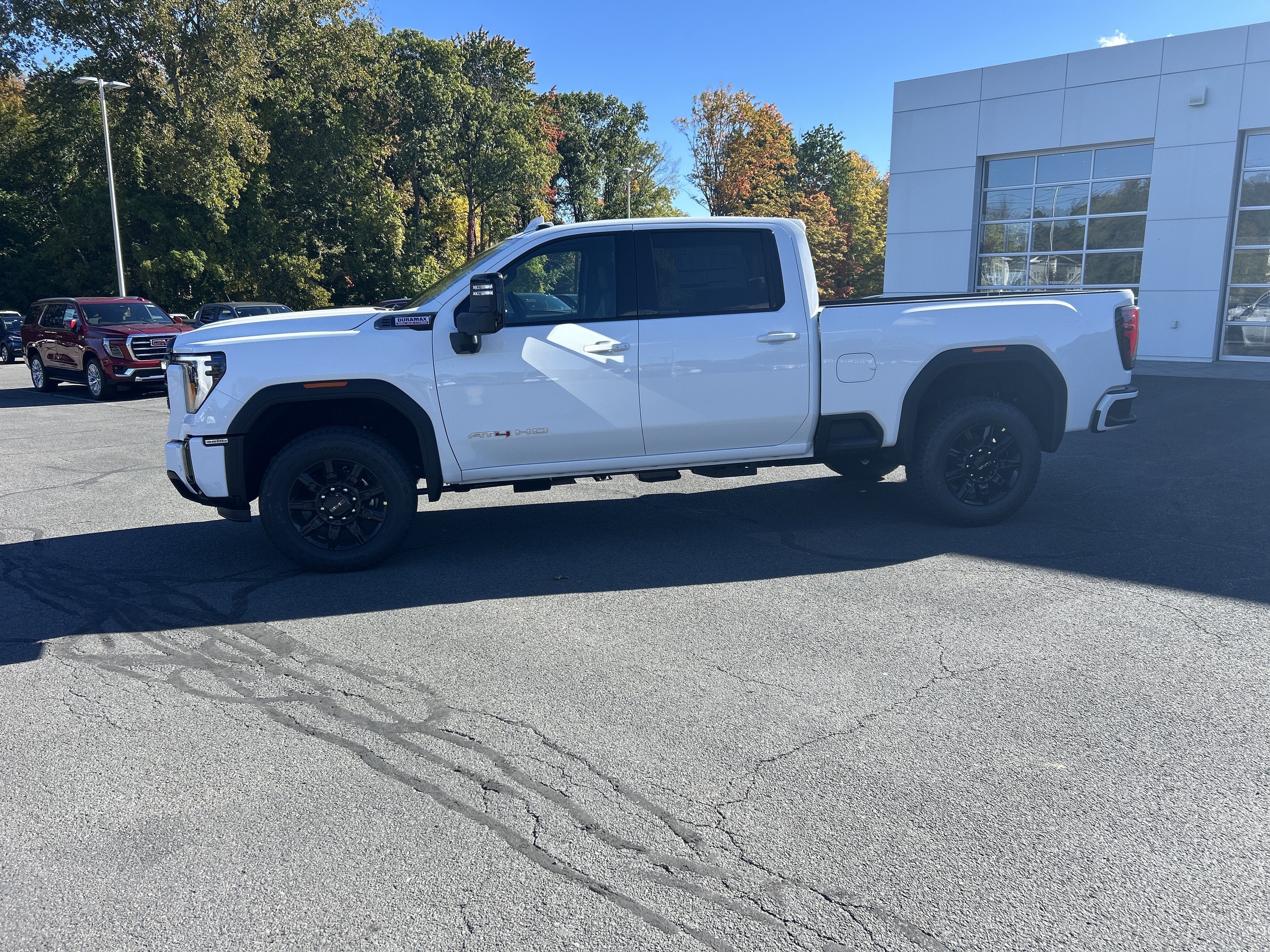 New 2026 GMC Sierra 3500 AT4 w/ AT4 Premium Plus Package AWD/4WD image 2