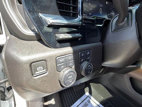 Used 2024 Chevrolet Silverado 3500 High Country w/ High Country Premium Package AWD/4WD image 19