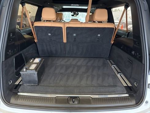 Used 2023 Jeep Grand Wagoneer L Series III w/ HD Trailer Tow Package image 22