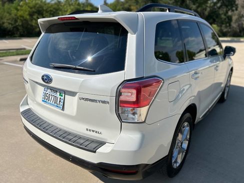 Used 2018 Subaru Forester 2.5i Touring w/ Popular Package #2 image 6
