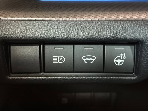 New 2027 Toyota Prius XLE FWD image 30