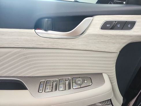 Used 2025 Hyundai Palisade Calligraphy FWD image 35