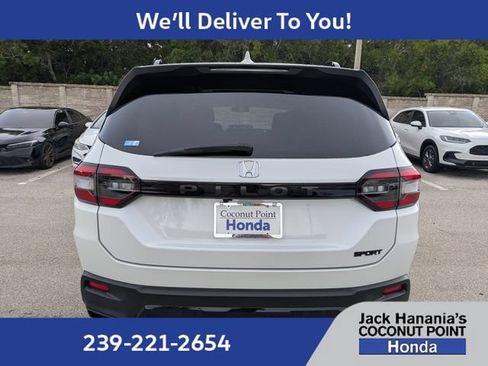 Used 2026 Honda Pilot Sport image 5