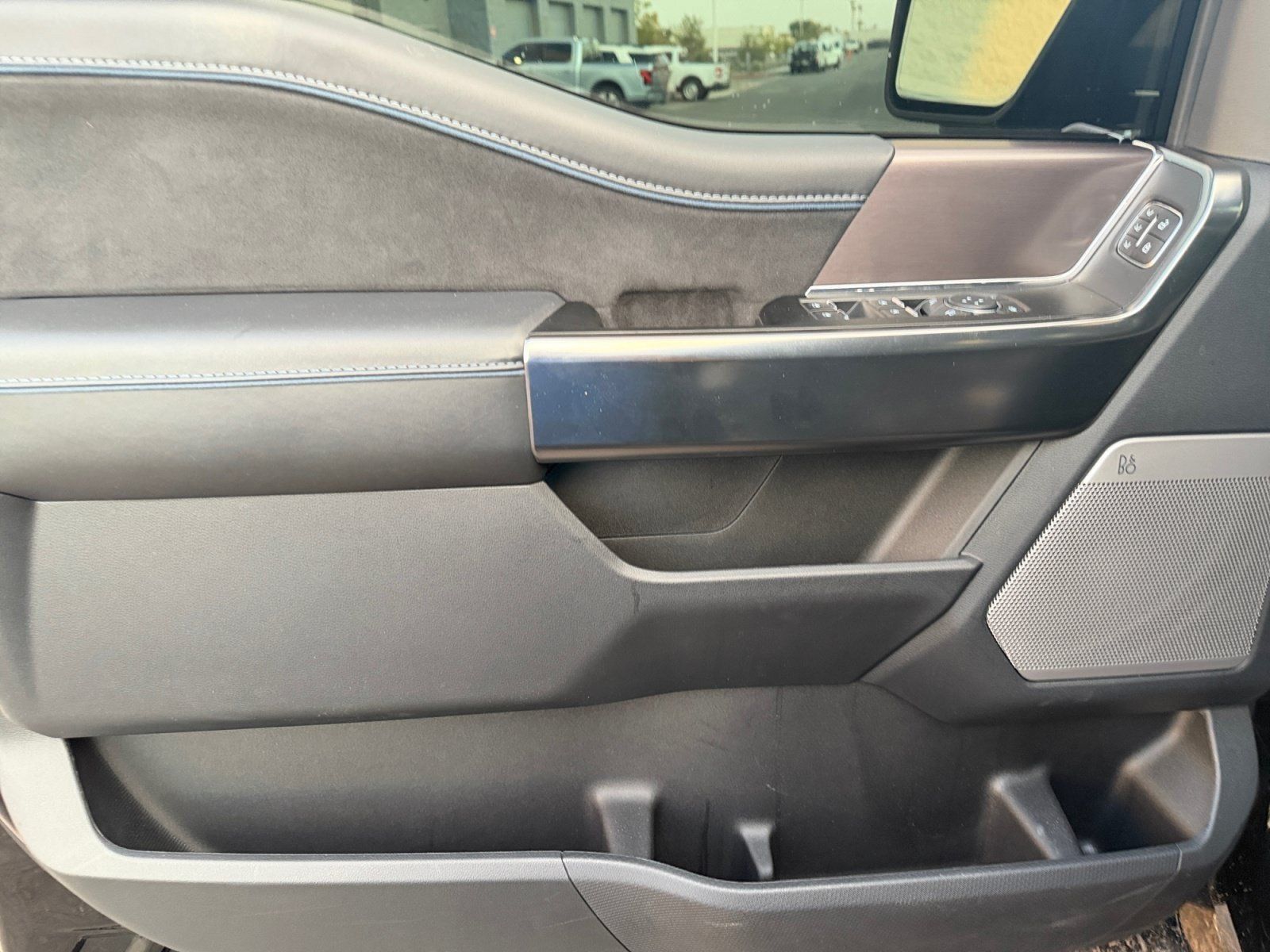 Certified 2025 Ford F150 Platinum AWD/4WD image 17