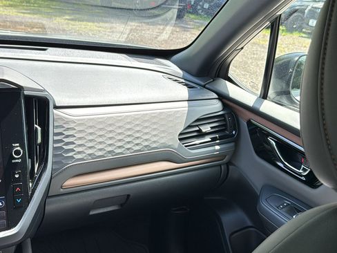 Certified 2025 Subaru Forester Sport AWD/4WD image 25