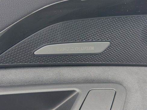 New 2025 Audi SQ5 Premium Plus image 18