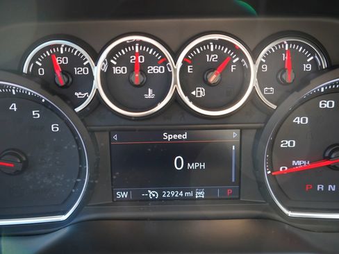 Used 2019 Chevrolet Silverado 1500 RST w/ All-Star Edition AWD/4WD image 11