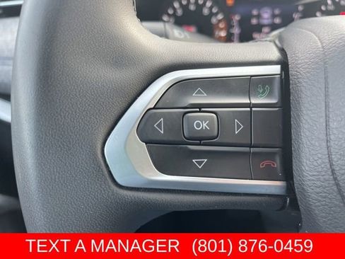 Used 2024 Jeep Compass Latitude AWD/4WD image 24
