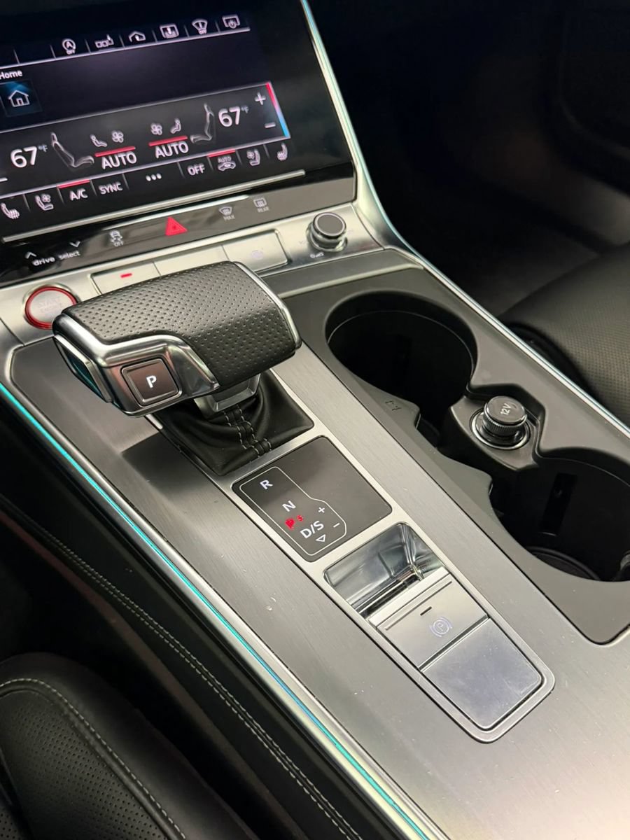 Used 2020 Audi S6 Prestige w/ Prestige Package AWD/4WD image 35
