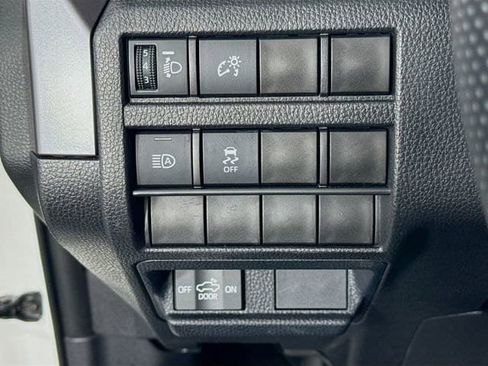 Certified 2026 Toyota Tacoma SR5 image 10