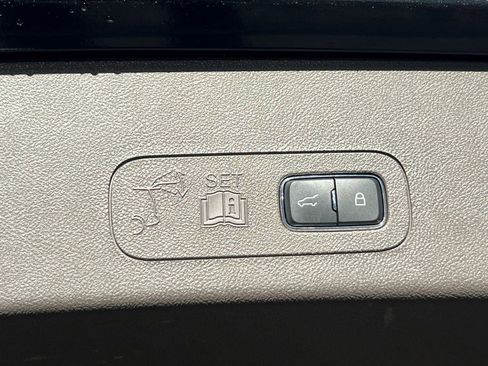 Certified 2023 Lincoln Aviator Reserve w/ Equipment Group 201A image 14