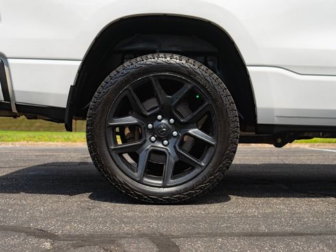 Used 2020 RAM 1500 Sport w/ Leather & Sound Group AWD/4WD image 10