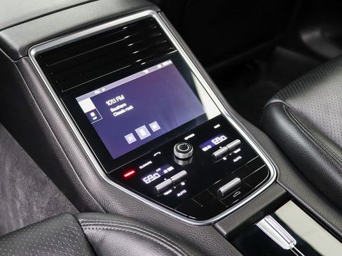 Used 2018 Porsche Panamera 4 AWD/4WD image 25