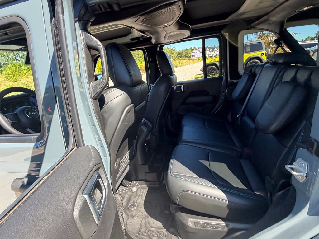 Used 2024 Jeep Wrangler Unlimited Rubicon 4xe AWD/4WD image 37