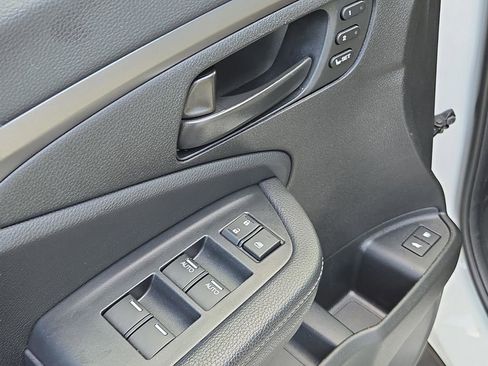 Used 2022 Honda Passport EX-L image 17