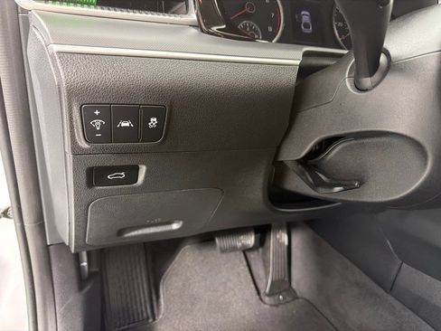 Used 2021 Kia K5 LXS image 12