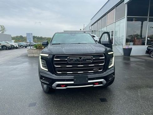 Used 2026 GMC Yukon AT4 Ultimate AWD/4WD image 2