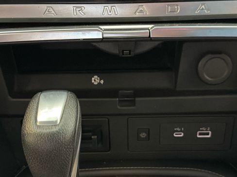 Used 2023 Nissan Armada Platinum w/ Captain's Chairs Package RWD image 58