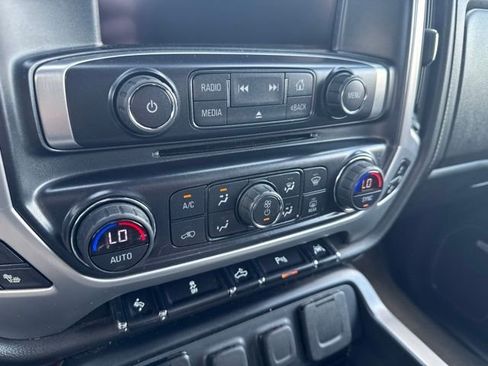 Used 2018 GMC Sierra 1500 SLT w/ SLT Premium Package AWD/4WD image 19