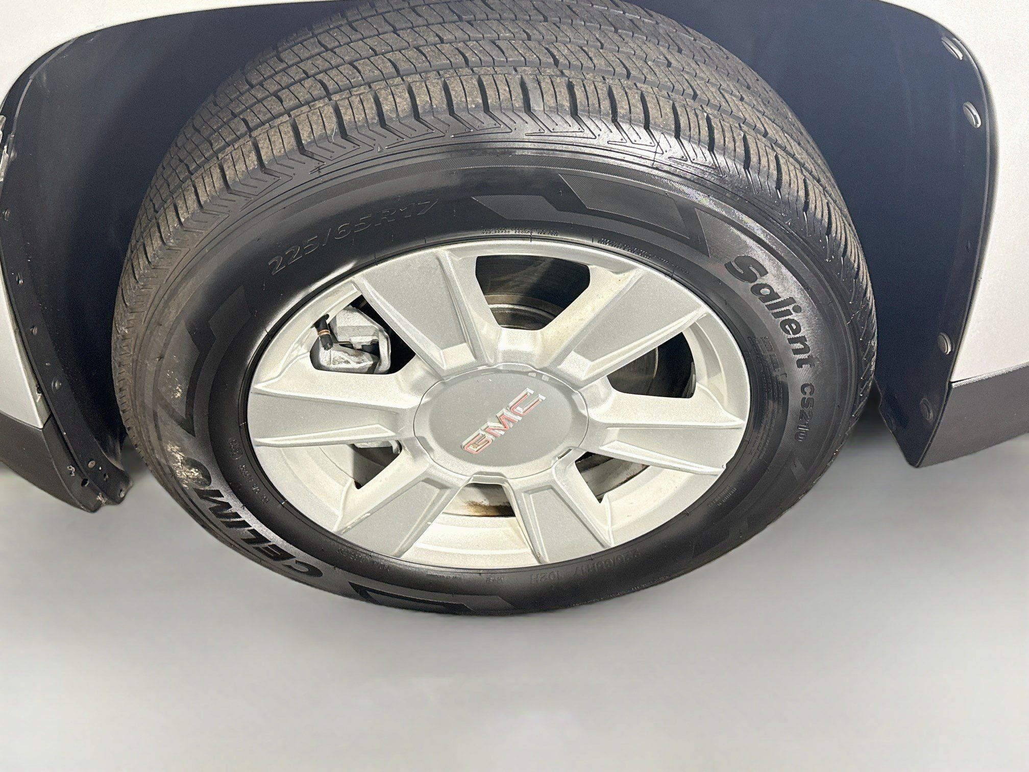Used 2011 GMC Terrain SLE FWD image 37