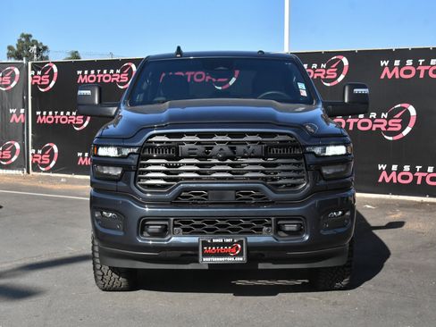 Used 2025 RAM 2500 Big Horn AWD/4WD image 2