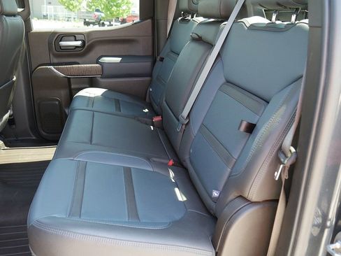 Used 2021 GMC Sierra 1500 Denali w/ Denali Ultimate Package AWD/4WD image 16