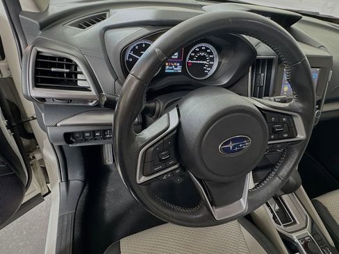 Used 2021 Subaru Forester Premium image 11