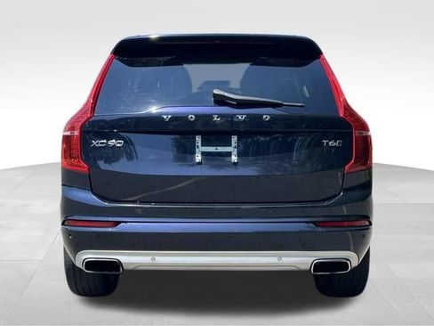 Used 2017 Volvo XC90 T6 Momentum w/ Convenience Package AWD/4WD image 4