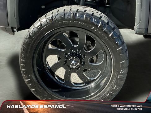 Used 2024 GMC Sierra 2500 AT4 w/ AT4 Premium Plus Package image 51