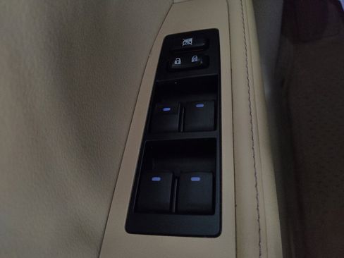 Used 2015 Lexus ES 350 w/ Premium Package image 27