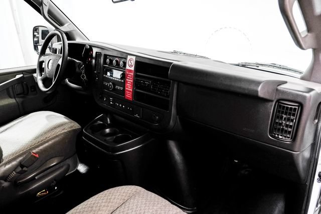 Used 2020 Chevrolet Express 2500 RWD image 19