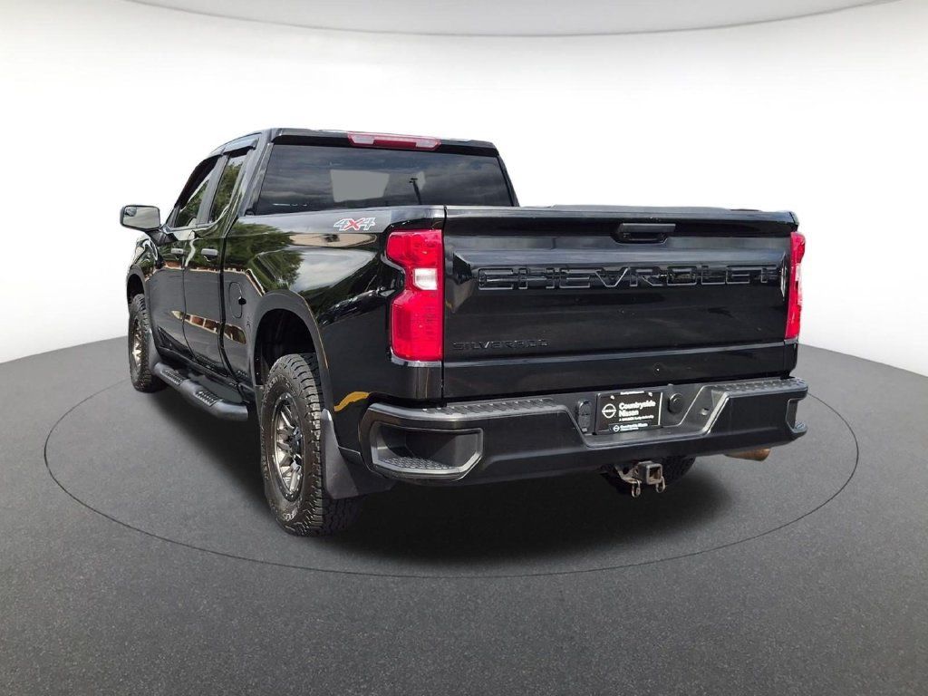 Used 2023 Chevrolet Silverado 1500 W/T w/ WT Value Package AWD/4WD image 7
