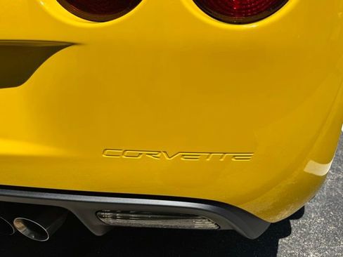 Used 2006 Chevrolet Corvette Z06 RWD image 16