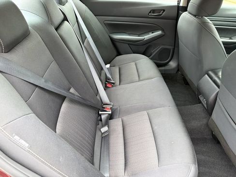 Used 2025 Nissan Altima 2.5 SV FWD image 15