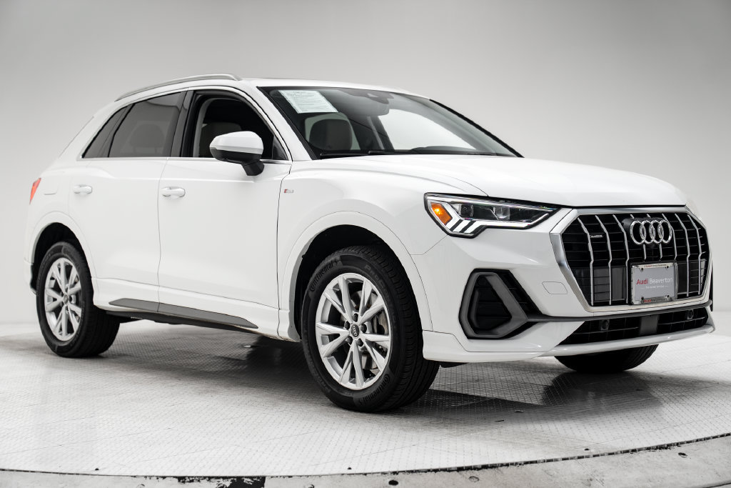 Used 2023 Audi Q3 2.0T Premium Plus w/ Premium Plus Package AWD/4WD image 32