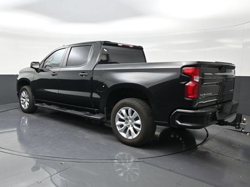 Used 2021 Chevrolet Silverado 1500 Custom RWD image 3