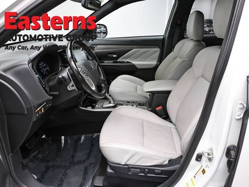 Used 2020 Mitsubishi Outlander SEL AWD/4WD image 13