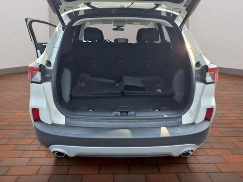 Certified 2022 Ford Escape SE w/ Convenience Package image 27